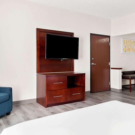 Comfort Suites Southfield-Detroit Eksteriør bilde
