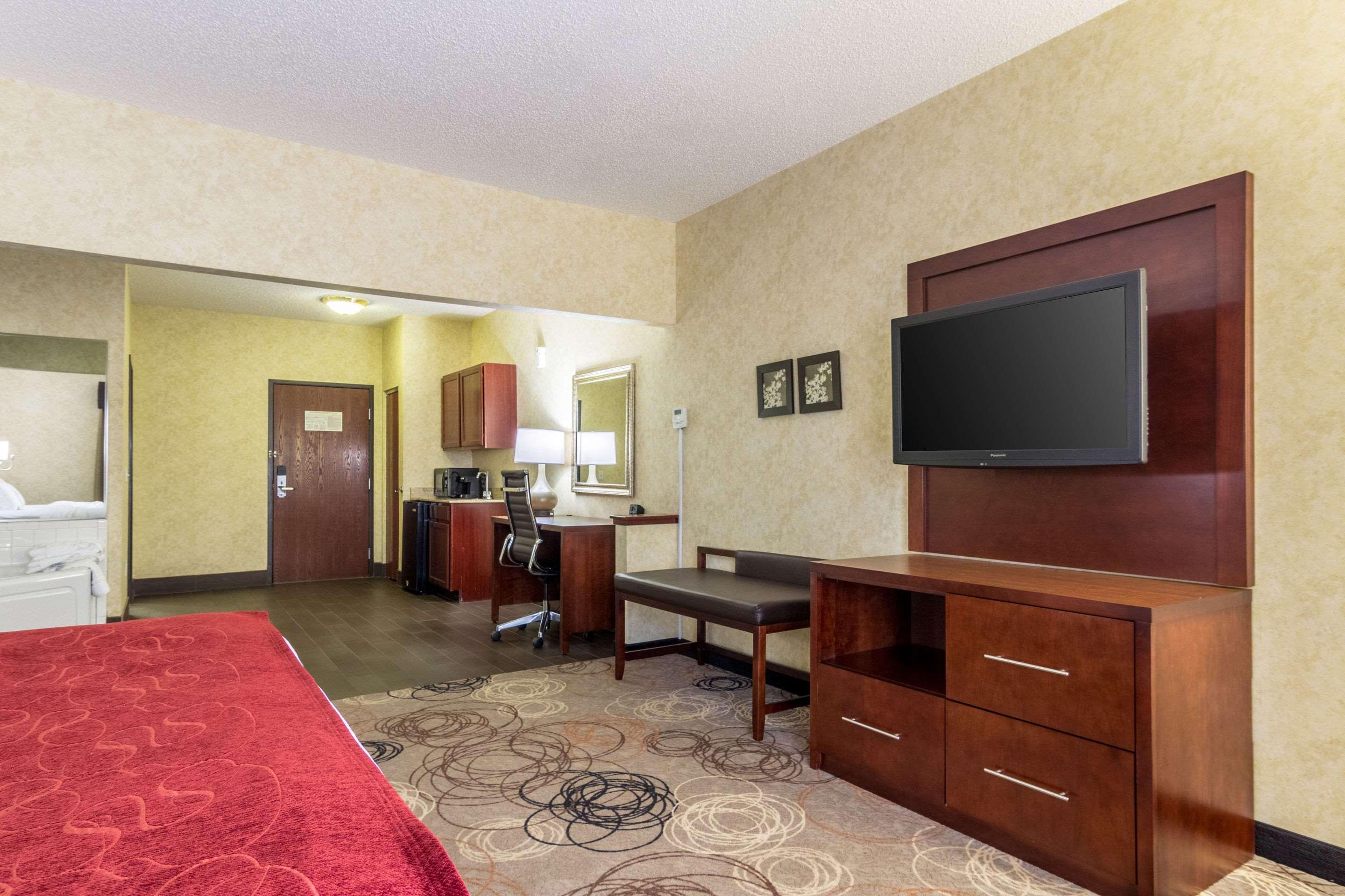 Comfort Suites Southfield-Detroit Eksteriør bilde